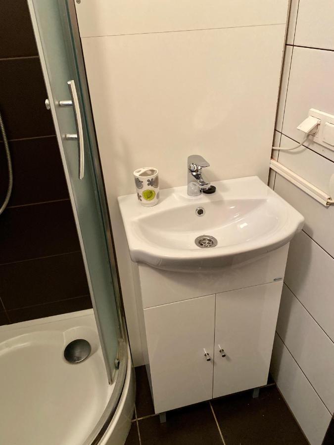 Árvíz Apartman Szeged Exterior foto
