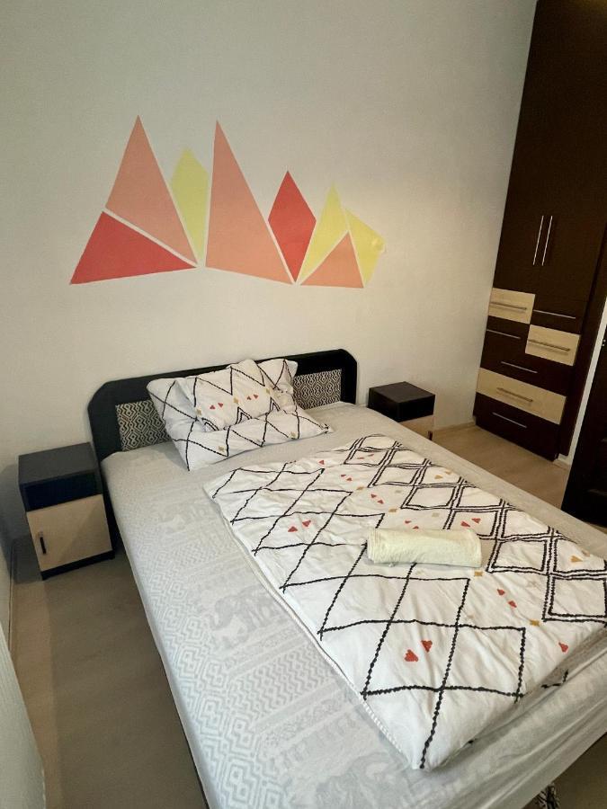 Árvíz Apartman Szeged Exterior foto