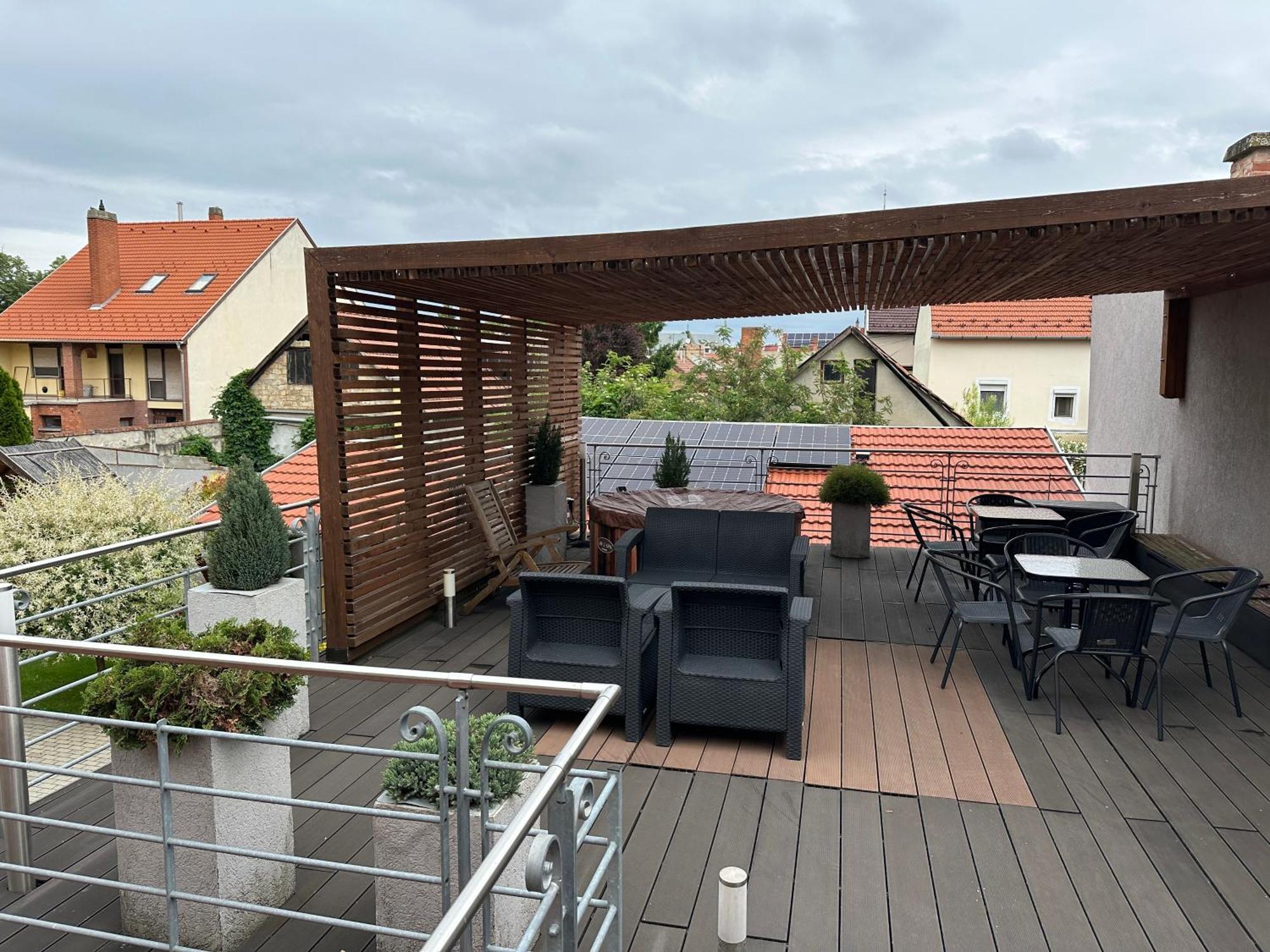 Árvíz Apartman Szeged Exterior foto